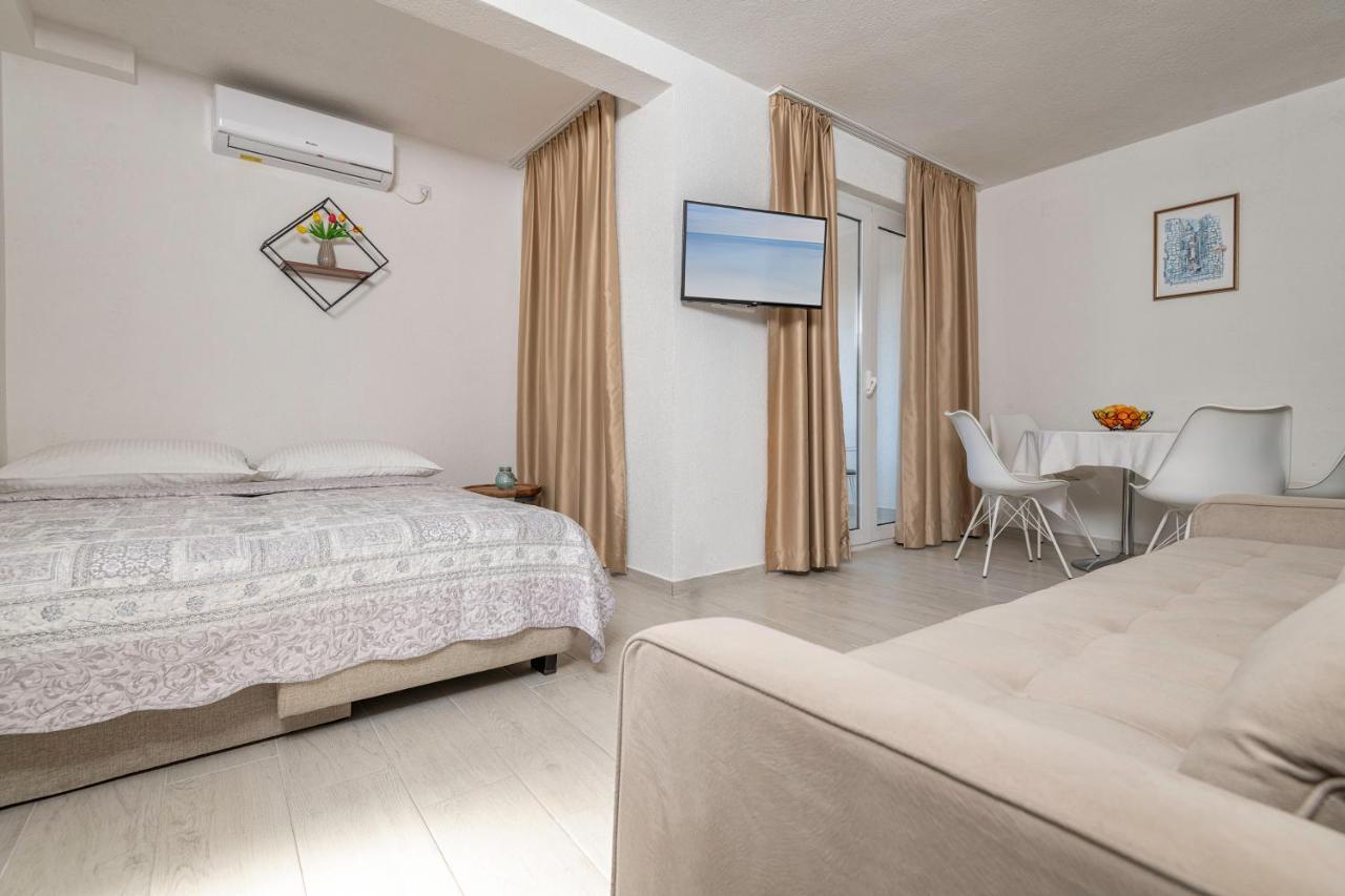 Apartments Sentic 네움 외부 사진