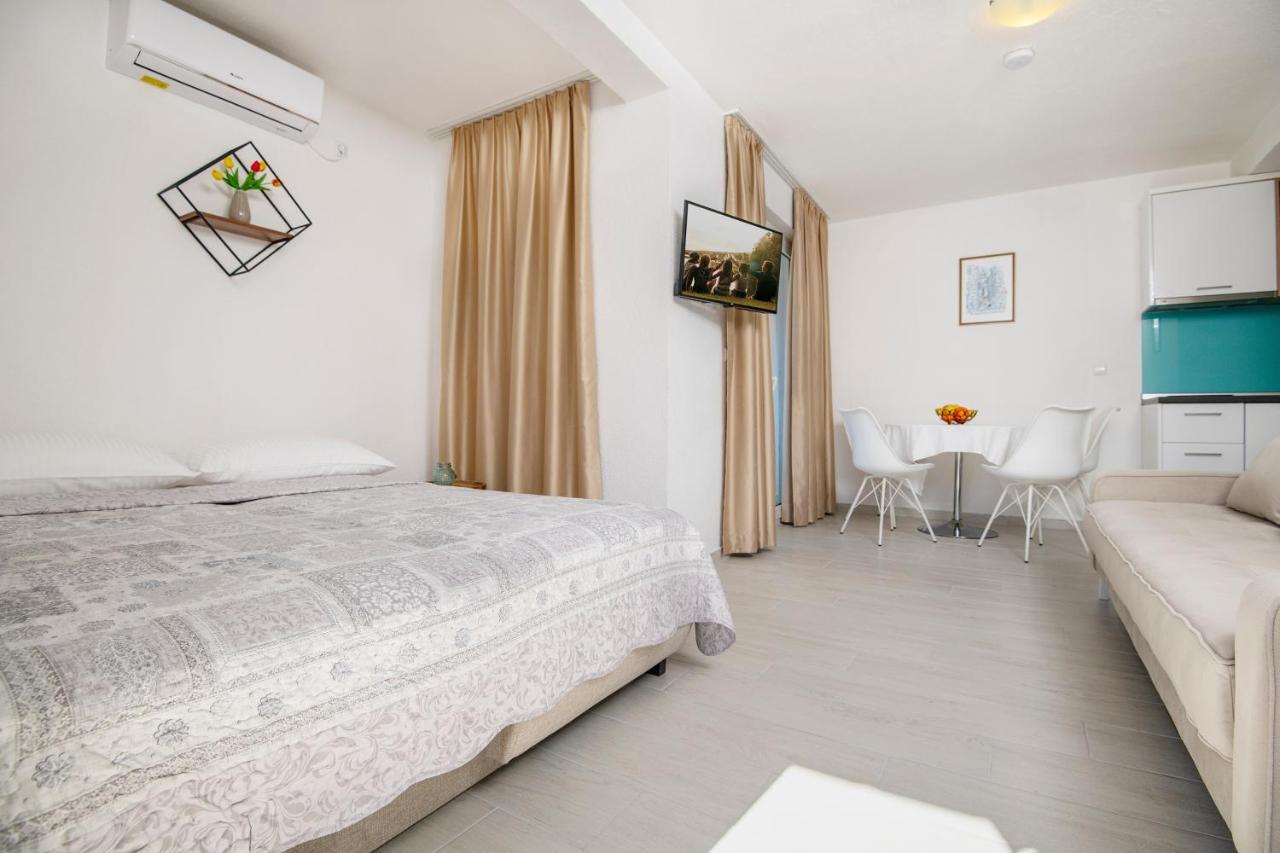 Apartments Sentic 네움 외부 사진