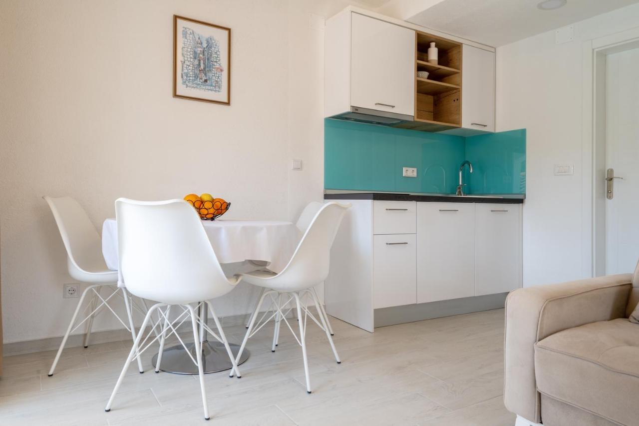 Apartments Sentic 네움 외부 사진