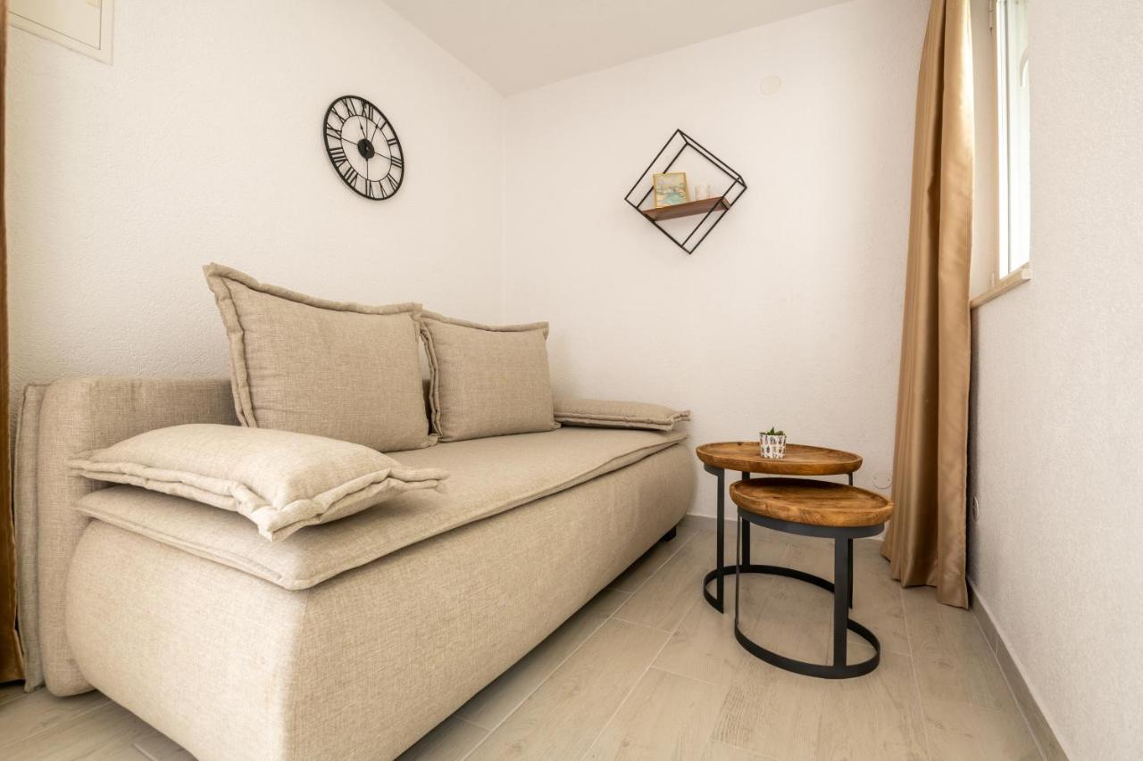 Apartments Sentic 네움 외부 사진
