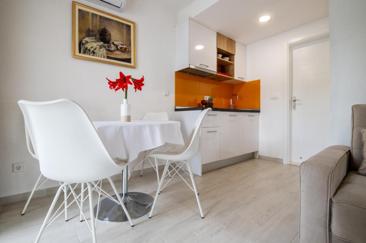 Apartments Sentic 네움 외부 사진