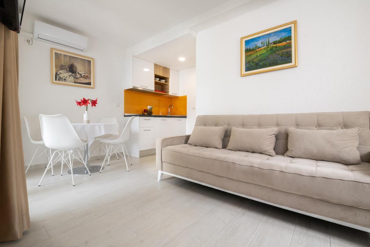 Apartments Sentic 네움 외부 사진