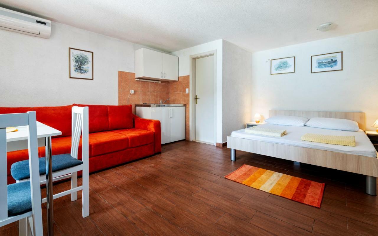 Apartments Sentic 네움 외부 사진