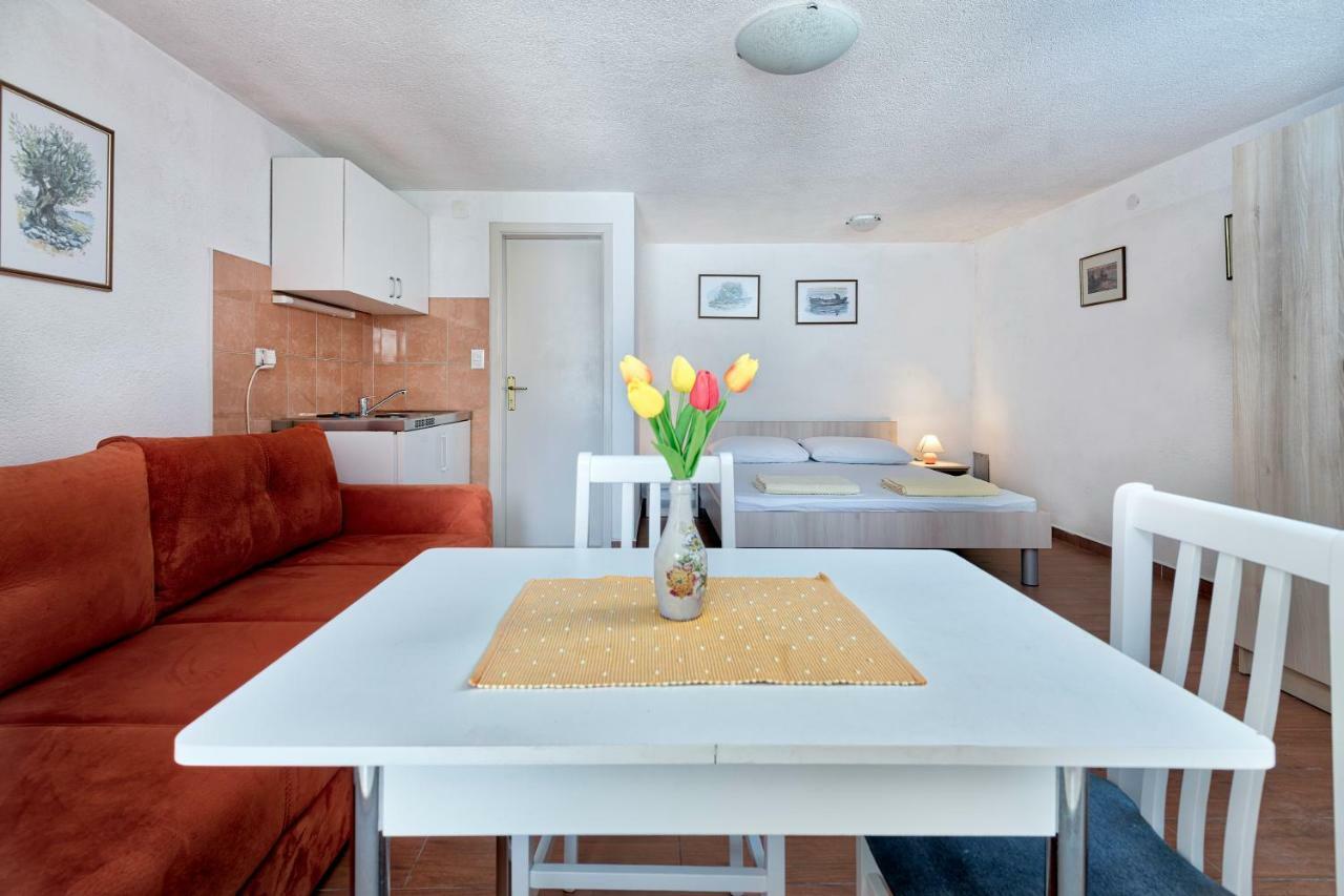 Apartments Sentic 네움 외부 사진