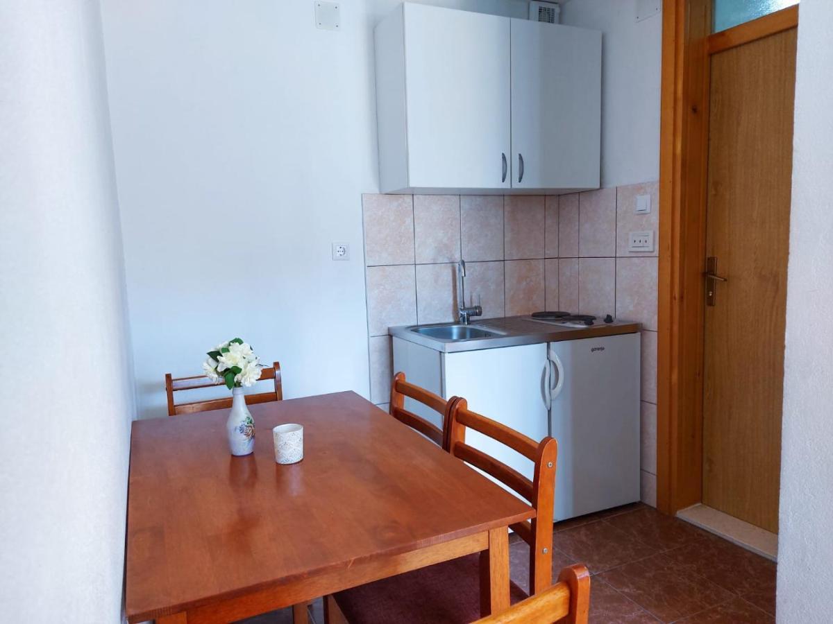 Apartments Sentic 네움 외부 사진